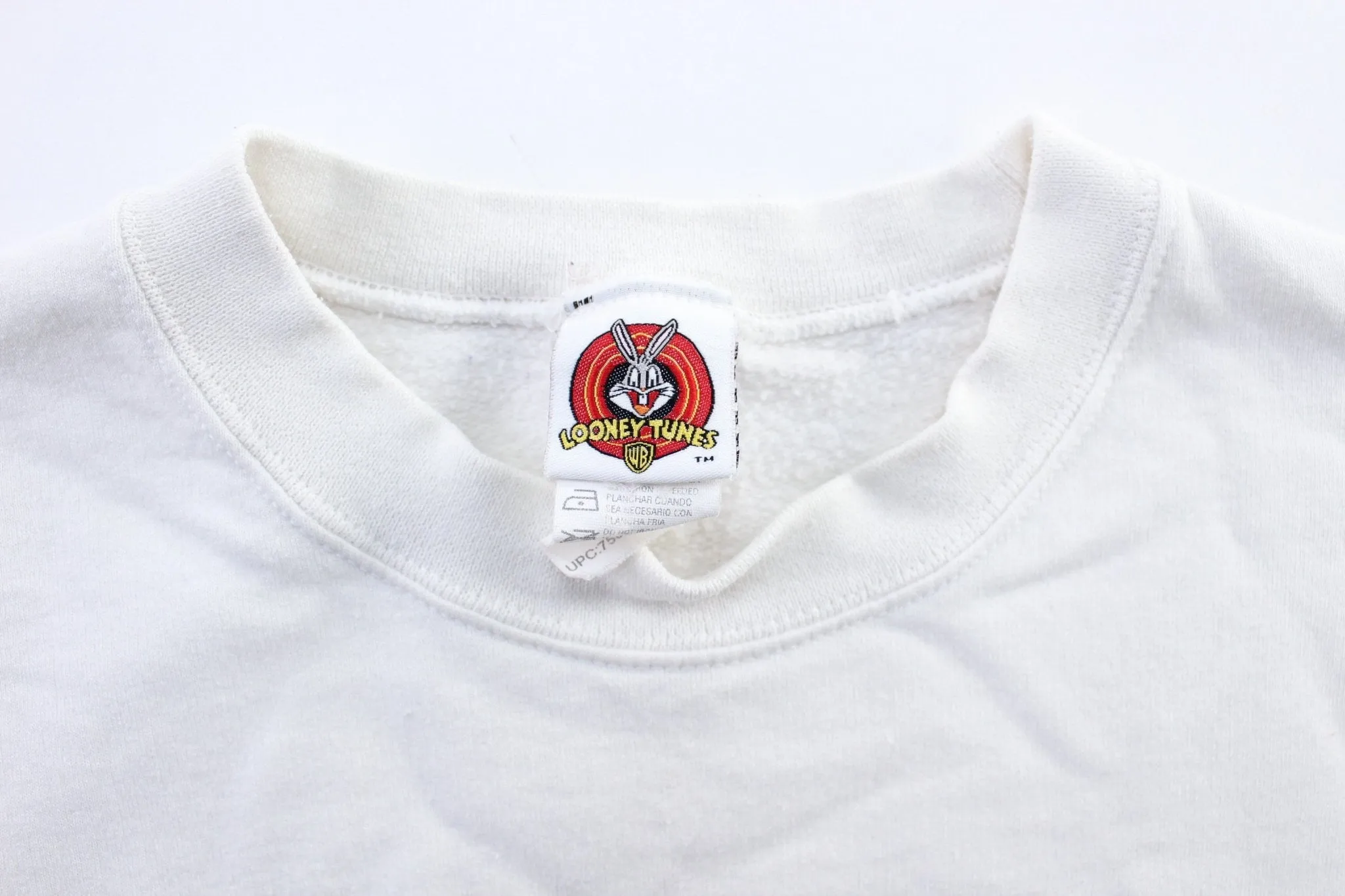 2004 Looney Tunes Tweety Christmas Gift Sweatshirt