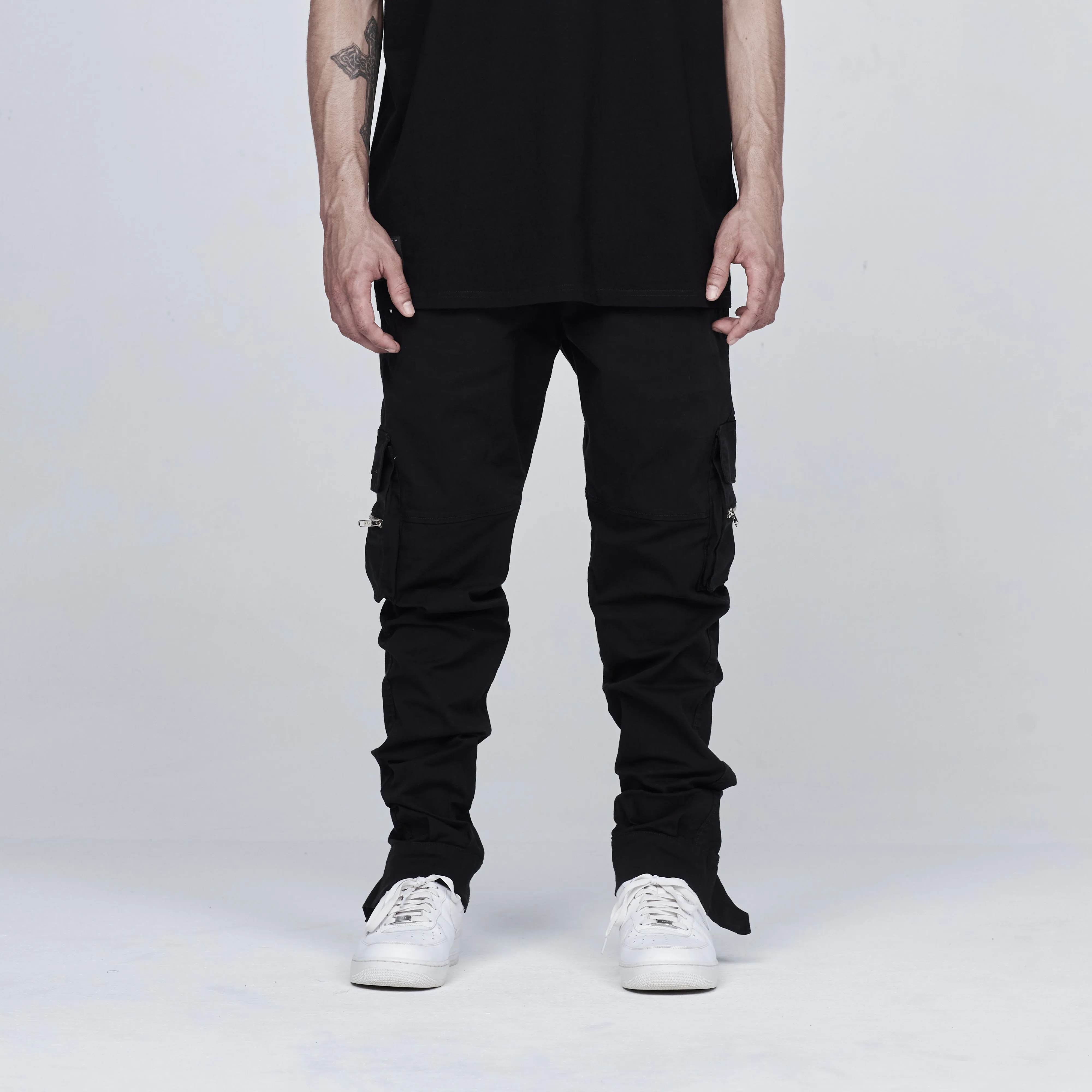 Basics Slim Cargo Pants Black